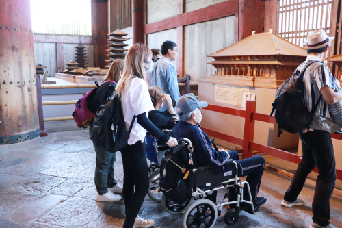 奈良県　東大寺　リハベル　日帰り旅行　日帰りツアー　日本の歴史　奈良空海　大人の遠足　車いすツアー　車いす介助　介護タクシー