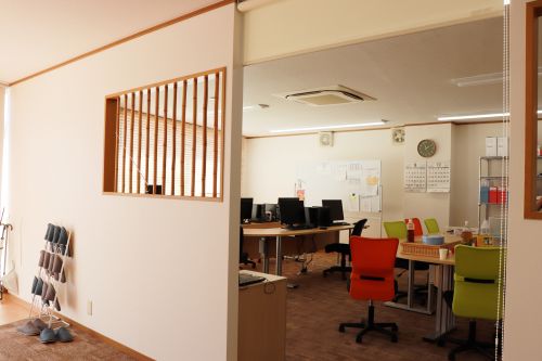 京都府　京都　宇治市　宇治　人事　取材　密着　訪問看護　訪問看護ステーション　ステーション　看護師　リハビリ　リハビリテーション　究極のやさしさ探し　生活に寄り添う看護　訪問看護事業　生活支援　在宅看護　療法士　理学療法士　作業療法士　言語聴覚士　たま木亭　パン屋　パン