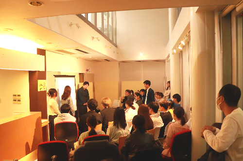 近畿大学　近畿大学建築学部　あきばこ家　カフェ　カフェスペース　グループワーク　株式会社メディケア・リハビリ　大阪府　大阪府大東市　訪問看護ステーション　児童発達支援　放課後等デイサービス