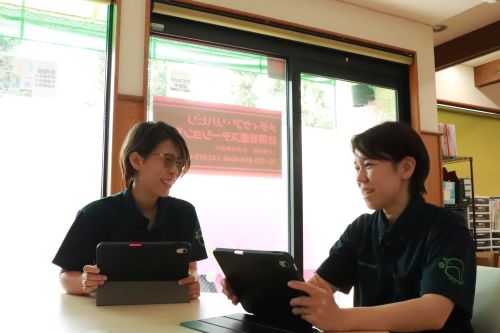 メディケア・リハビリ訪問看護ステーション京都　京都府　京都市　伏見区　京都　伏見　訪看　訪問看護　訪問リハ　訪問リハビリ　リハビリ　看護　表彰　表彰制度　社内制度　ピアノ　発表会　支援