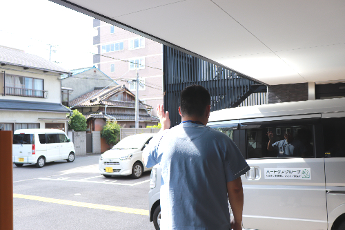 メディケア・リハビリ　メディケアリハビリ　デイセンターリハビリプラザ東大阪　東大阪市　東大阪　デイサービス　デイ　介護　介護職　初任者研修　実務者研修　介護福祉士　未経験　社会人　リハビリ　通所施設　通所　転職　転職活動　就活　就職活動