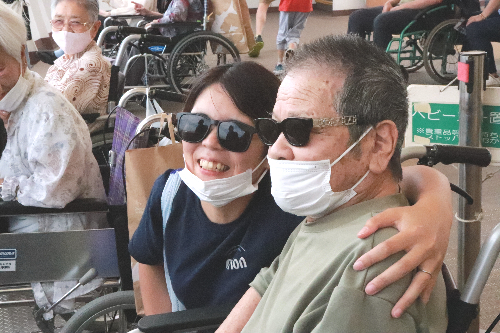旅行事業　福祉タクシー　福祉旅行　障害者旅行　障害児旅行　大阪府大東市　大東市　海遊館　水族館　デイサービス　日帰りツアー　日帰り　旅行　日帰り旅行