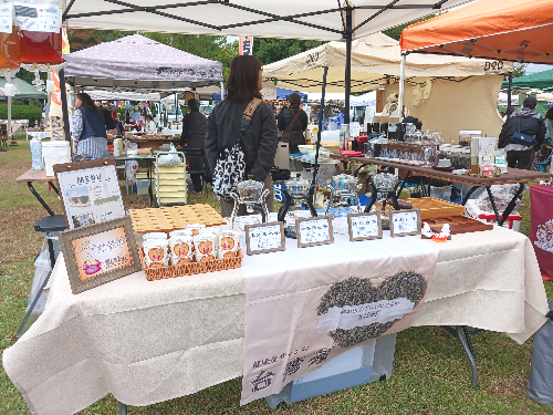 京都府城陽市　城陽マルシェ　マルシェ　訪問看護　地域との繋がり　交流会　城陽市マルシェ開催　ハロウィン　ハロウィンイベント　運動療育