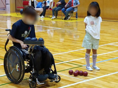 三重県　松阪市　三重　松阪　ボッチャ　ボッチャ大会　大会　ボッチャ市長杯　スポーツ　運動　競技　球技　訪問看護　訪看　メディケア・リハビリ訪問看護ステーション松阪　メディケア・リハビリ　子ども　高齢者　地域